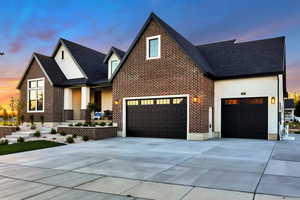 Photo 1 of 694 W HIDDEN FARM DR