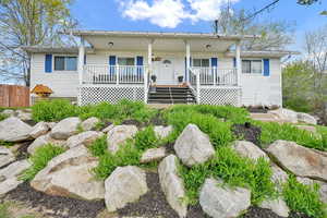 Photo 3 of 1461 E ANTELOPE DR