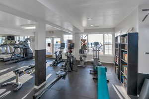 Exercise room with baseboards