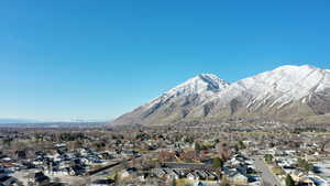 Mountain view featuring a residential view