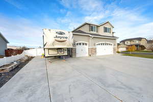 Photo 3 of 462 W MARIE WAY