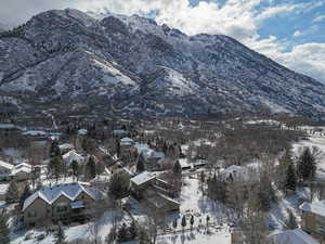 Gorgeous location and mountain views