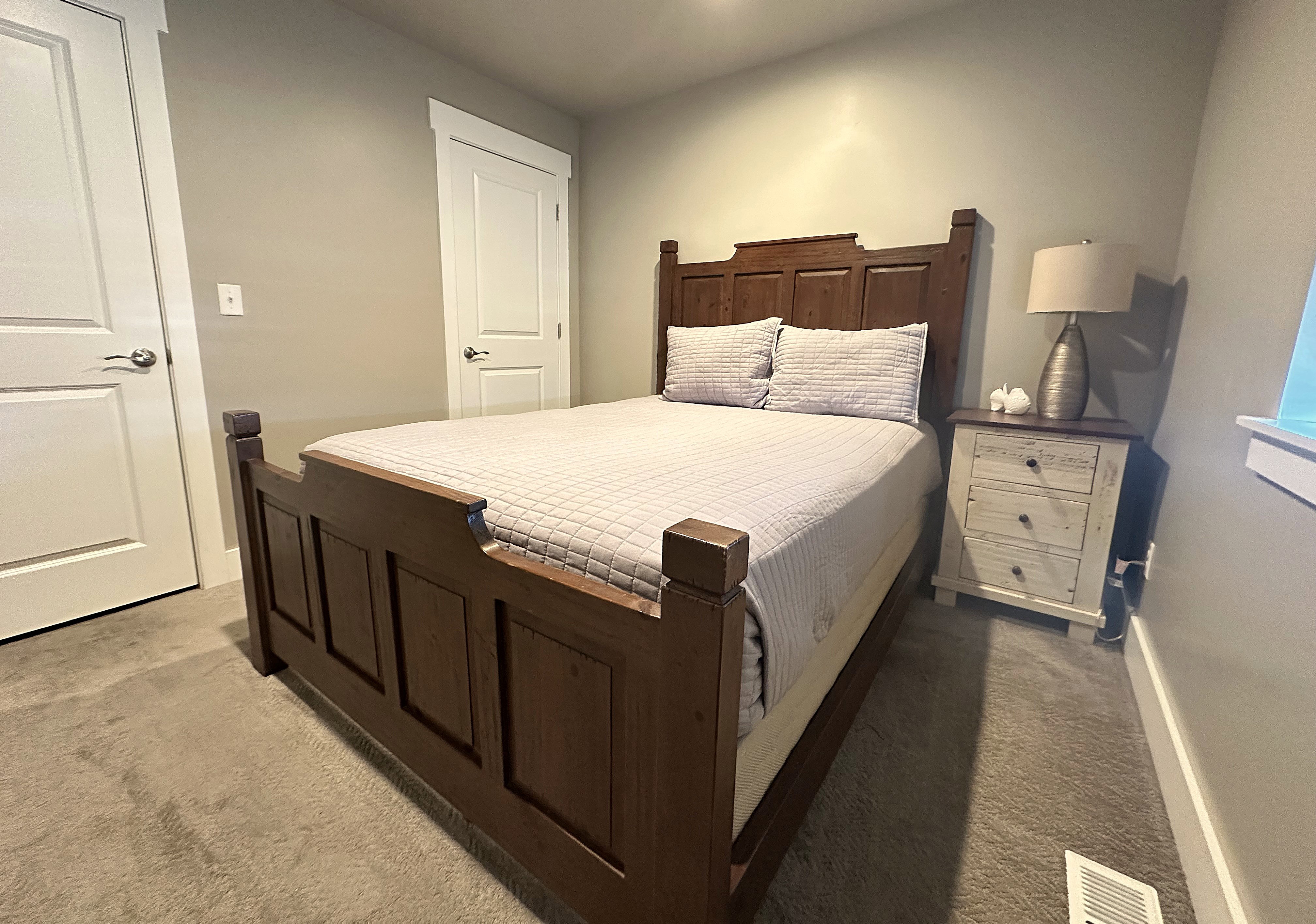 2nd bedroom