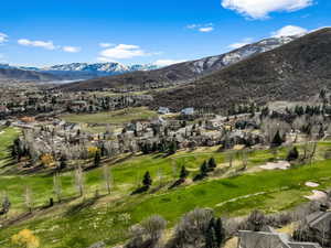 View of mountain feature