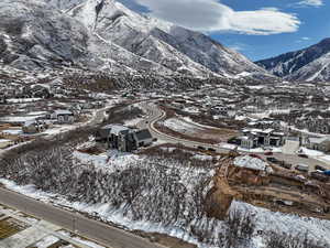 View of mountain feature