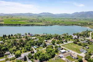 Bird's eye view of a water and mountain view