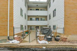 Common Courtyard/Patio Area
