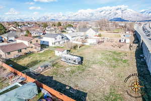 Bird's eye view with a mountain view and a residential view