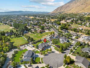 Bird's eye view with a residential view and a mountain view