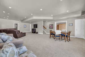 Photo 31 of 100  VERSAILLES WAY