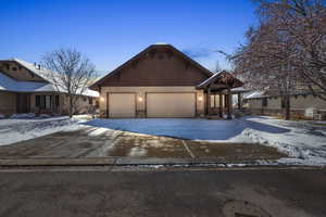 Photo 2 of 100  VERSAILLES WAY