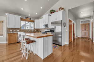 Photo 8 of 100  VERSAILLES WAY