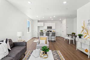 Photo 3 of 314 N COLONNADE RD #995
