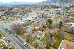Drone / aerial view featuring a mountain view