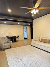 Family room/Game room