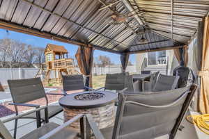 Photo 32 of 674 S MEADE ST