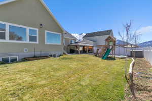 Photo 35 of 674 S MEADE ST