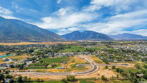 Bird's eye view featuring a mountain view
