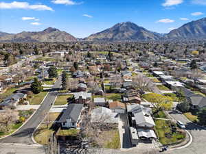 Aerial view with a mountain view and a residential view