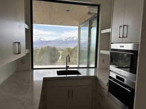 Butler Pantry