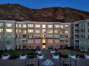 Photo 3 of 3075 E KENNEDY DR #508