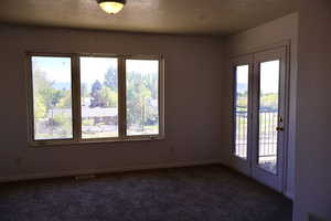 Primary with access to deck