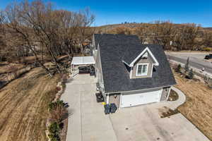 Birds eye view of property