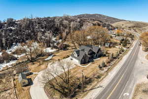 Bird's eye view featuring a mountain view