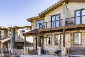 Photo 18 of 3788  BLACKSTONE DR #19