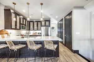 Photo 4 of 3788  BLACKSTONE DR #19