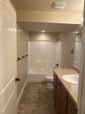 Photo 20 of 55 S 810 E