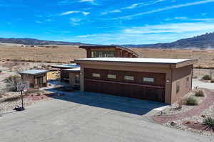 Photo 57 of 273  MUSTANG DR