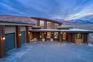 Photo 3 of 273  MUSTANG DR