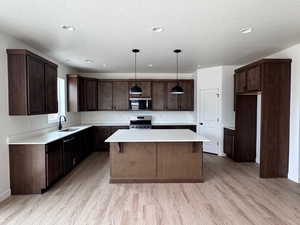 Photo 4 of 108 N WOODRUN WAY #209
