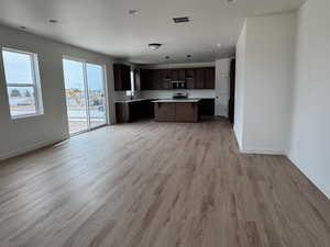 Photo 7 of 108 N WOODRUN WAY #209