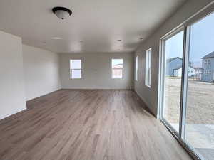 Photo 5 of 108 N WOODRUN WAY #209