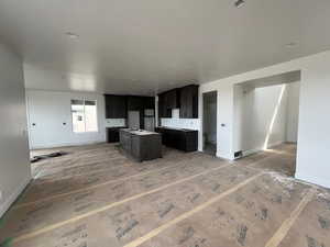 Photo 7 of 789 W SUMMERHILL LN