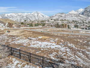 View of mountain feature