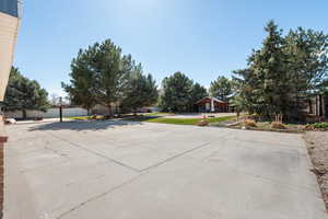 Alternate view of pickleball/basketball court