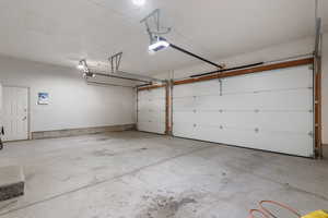 3-car garage alternate view