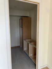 Corridor with baseboards