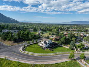 Bird's eye view featuring a mountain view