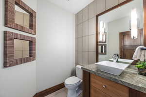 Photo 26 of 853 W BENJAMIN PL