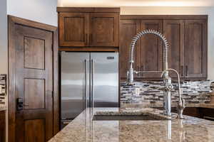 Photo 16 of 853 W BENJAMIN PL