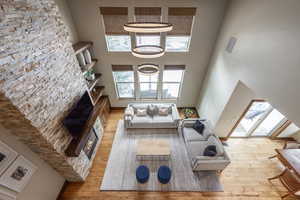 Photo 18 of 853 W BENJAMIN PL