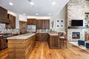Photo 14 of 853 W BENJAMIN PL