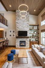 Photo 43 of 853 W BENJAMIN PL