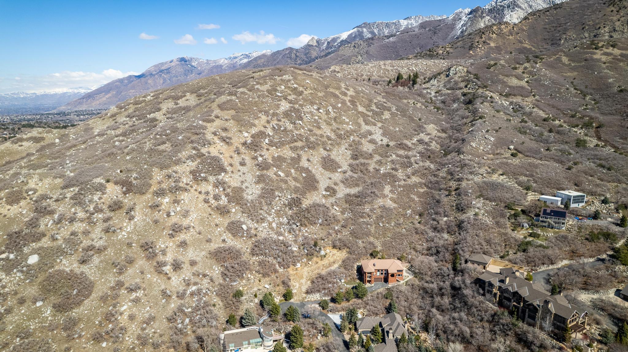View of mountain feature