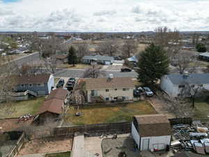 Bird's eye view featuring a residential view (back of home)