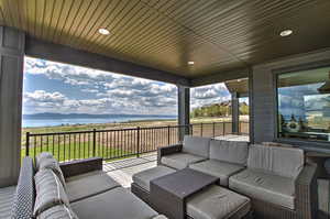 Deck with an outdoor hangout area
